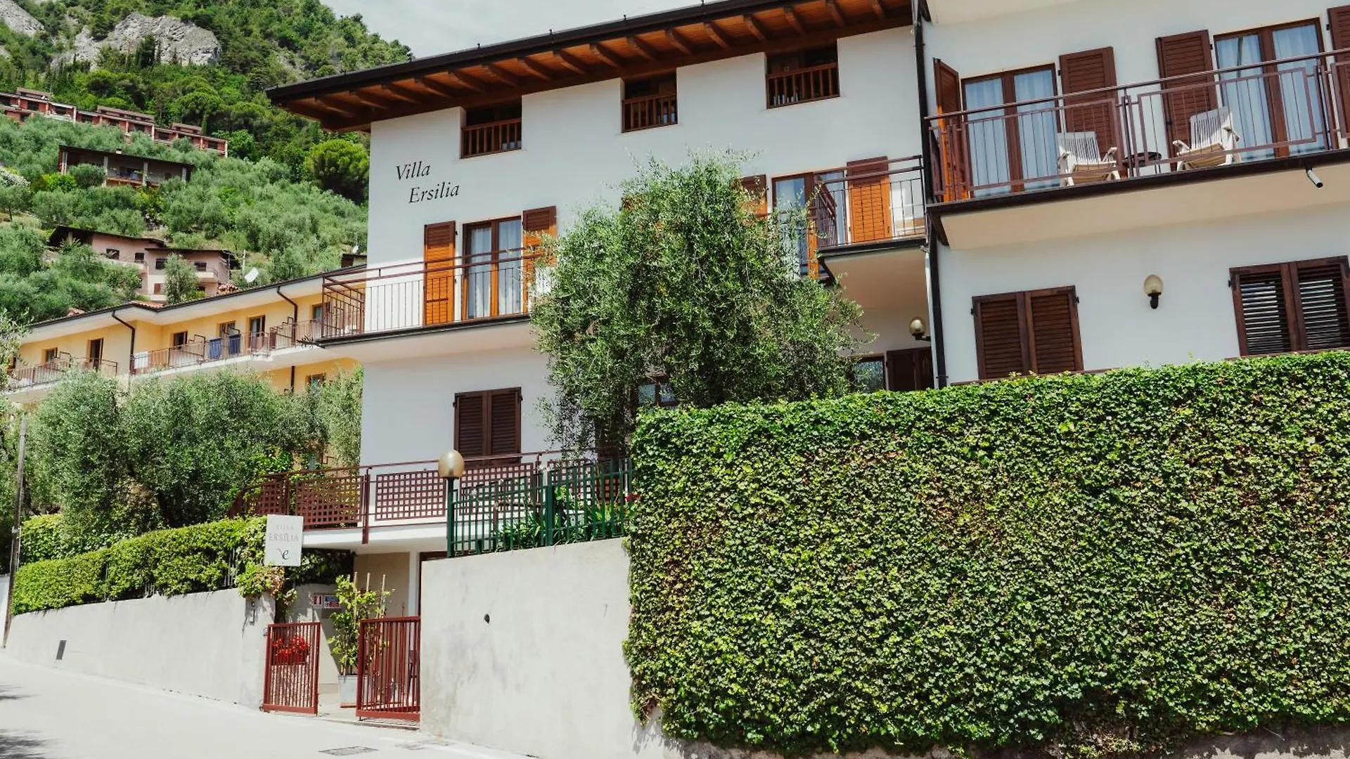 招待所 Villa Ersilia 利莫内-苏尔加达