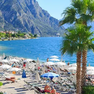 Szálloda Leonardo Da Vinci, Limone sul Garda